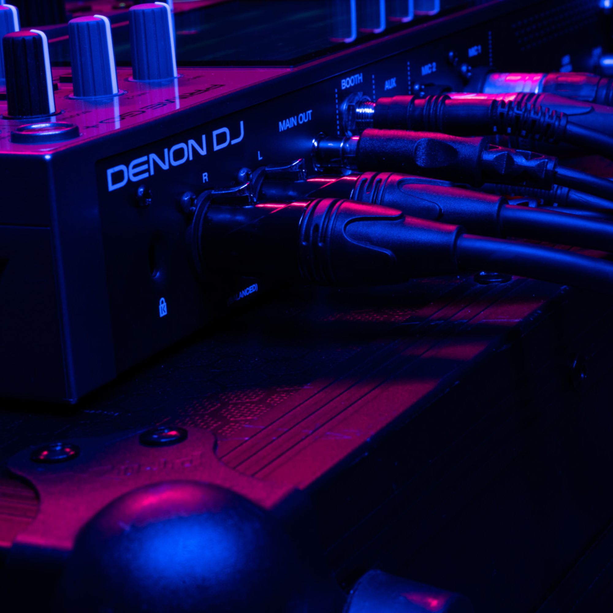 Denon DJ akuga standalone DJ-kontroller PRIME GO+ elustiil professionaalsed ühendused