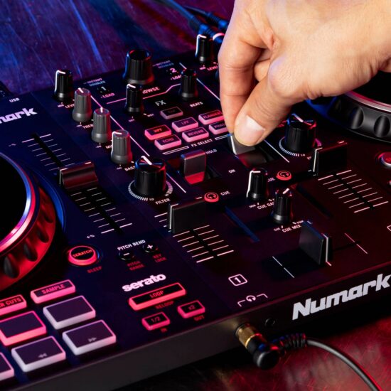 Numark DJ-kontroller MIXTRACK PRO FX efektid