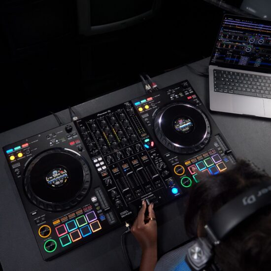 Pioneer DJ DJ-kontroller DDJ-FLX10 Crossfader elustiil