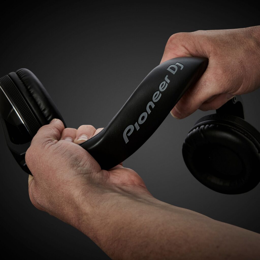 Pioneer DJ DJ-kõrvaklapid HDJ-X7-S, hõbe painutatud sang