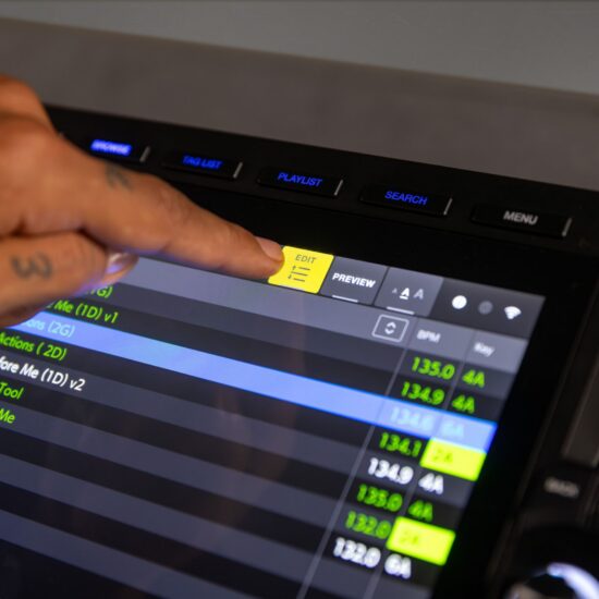 AlphaTheta DJ-meediamängija CDJ-3000X elustiil edit playlistis