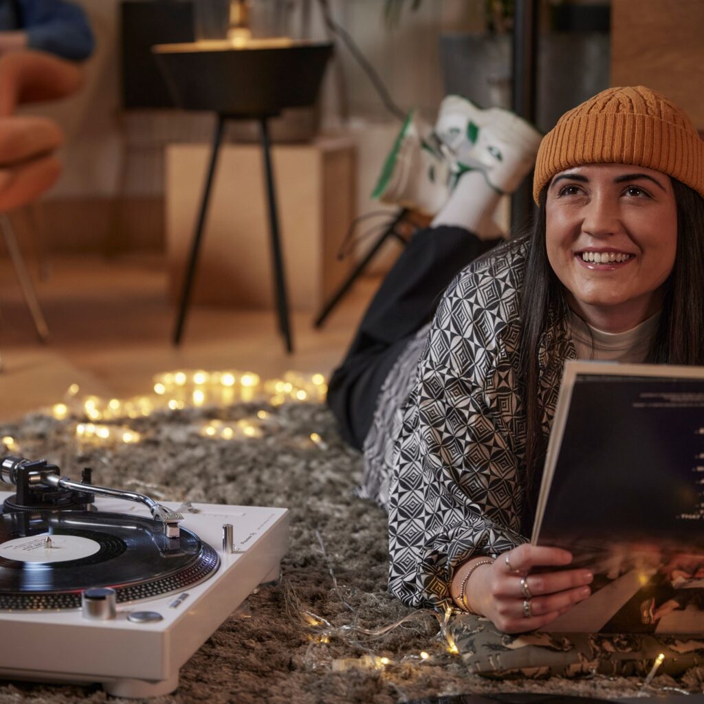 Pioneer DJ helinõel PN-X05 elustiil neiuga