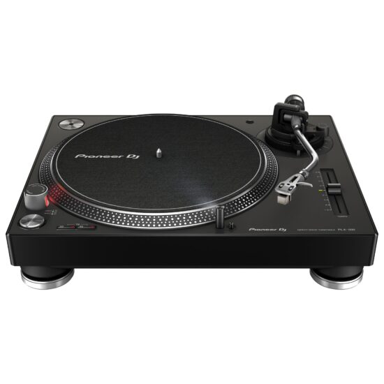 Pioneer DJ vinüülplaadimängija PLX-500-K eest nurgaall