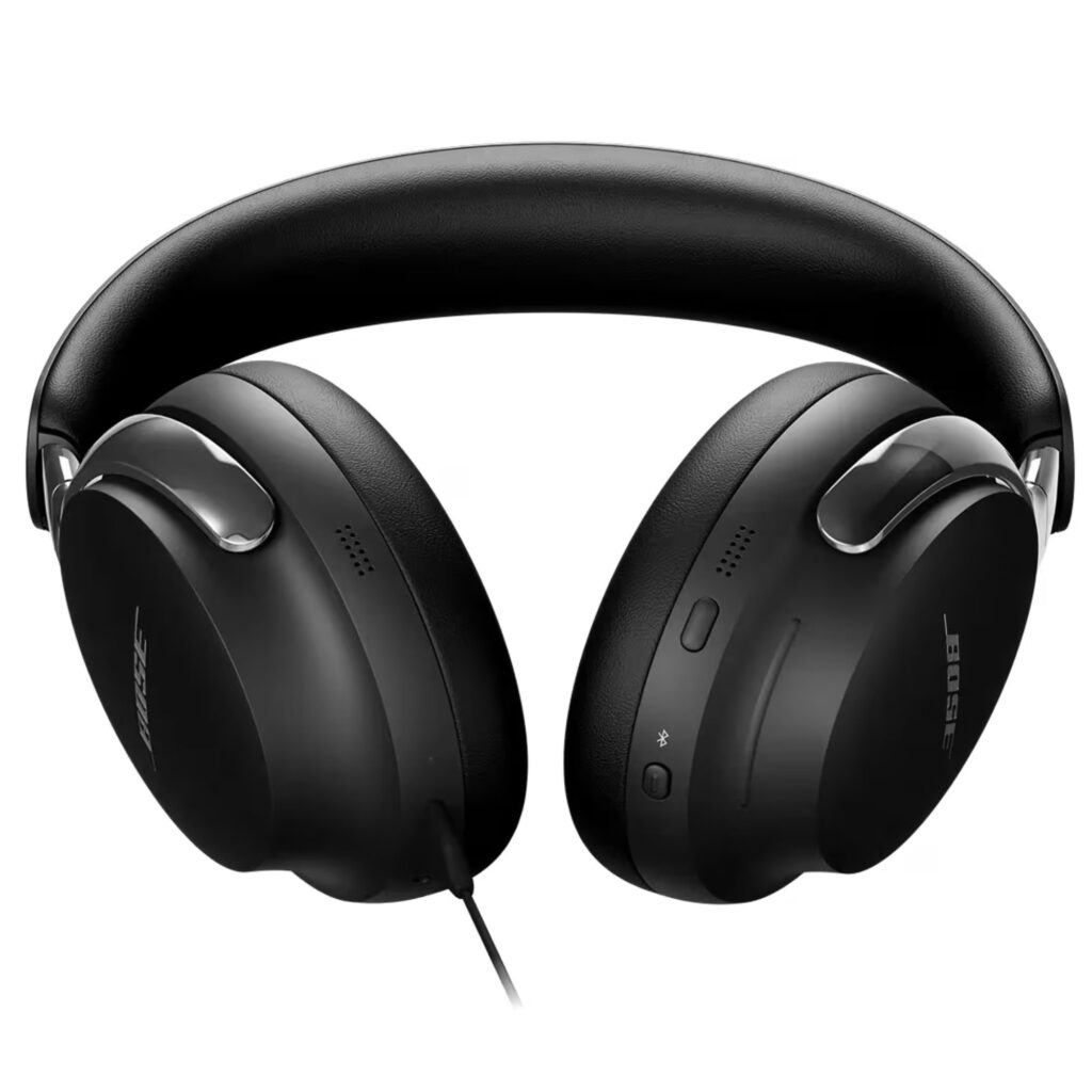 Bose QuietComfort Ultra Headphones 2nd Gen Black juhtmevabad kõrvaklapid nurga alt