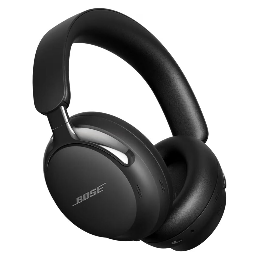 Bose QuietComfort Ultra Headphones 2nd Gen Black juhtmevabad kõrvaklapid paremalt nurk