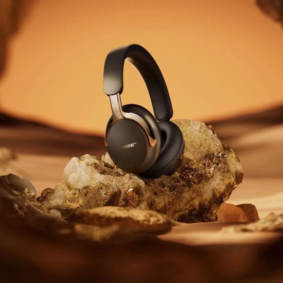 Bose QuietComfort Ultra Headphones 2nd Gen Desert Gold juhtmevabad kõrvaklapid elustiil