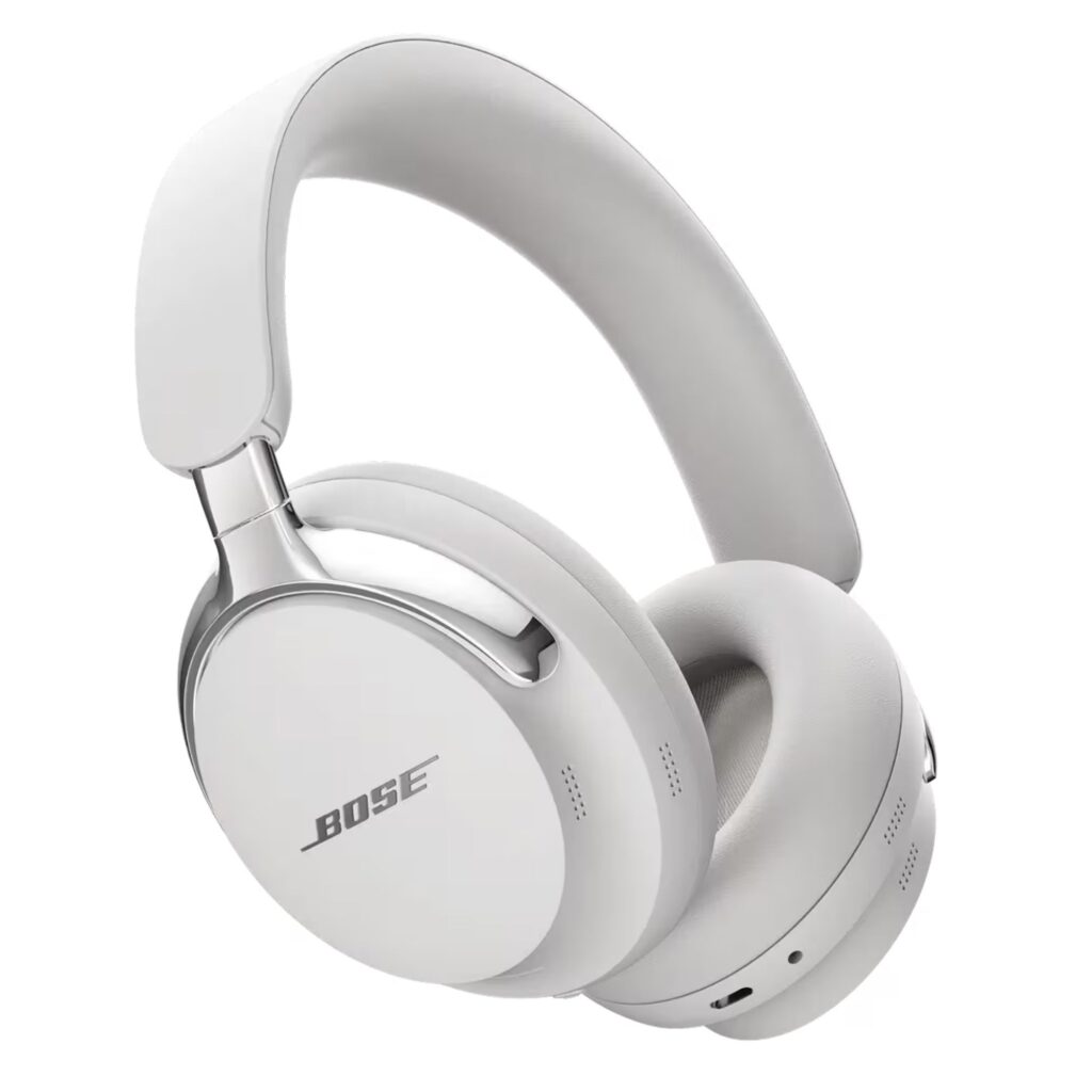 Bose QuietComfort Ultra Headphones 2nd Gen White juhtmevabad kõrvaklapid nurga all