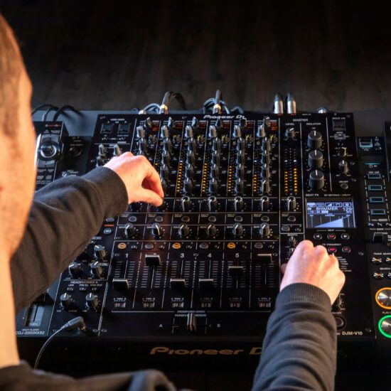 Pioneer DJ DJM-V10 DJ-mikserpult elustiil filtrid