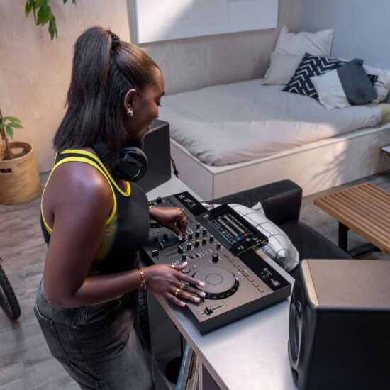 AlphaTheta XDJ-AN Standalone DJ Controller Lifestyle Bedroom DJ